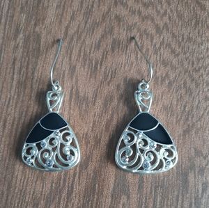 Vintage Silver-Tone Blk/Silver Earrings